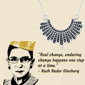 Honor Ruth Bader Ginsburg Memorial Jewelry The Banana Republic Naszyjnik Odrębny Kołnierz