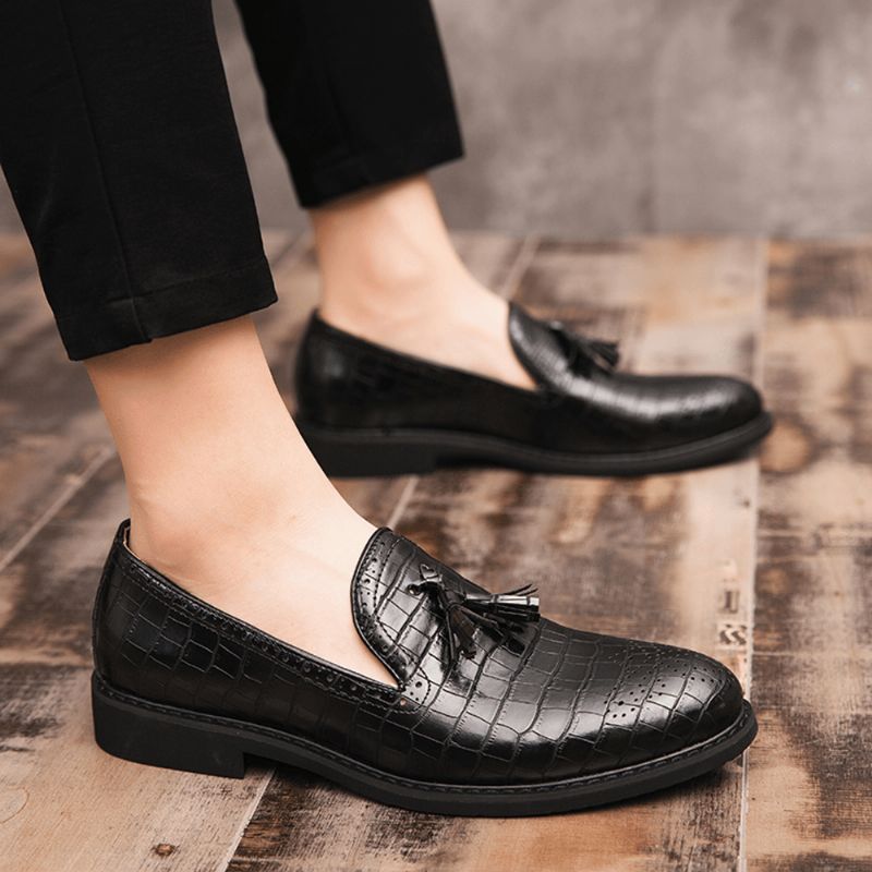 Mężczyźni Brogue Tassel Decor Skóra Z Mikrofibry Slip On Party Formalne Buty