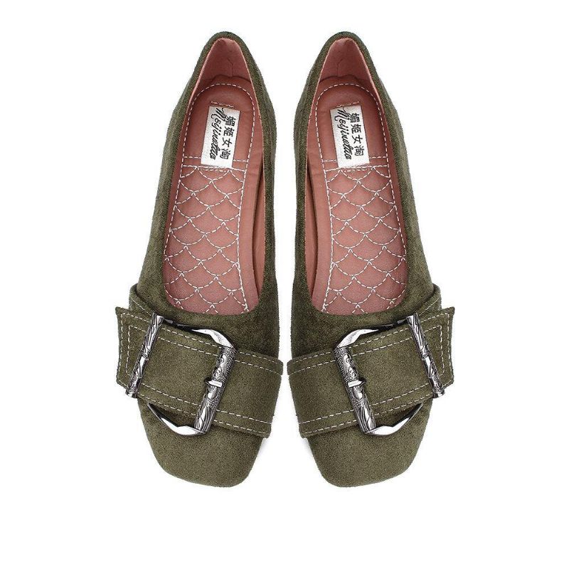 Kobiety Metal Decor Solid Color Slip On Flat Loafers