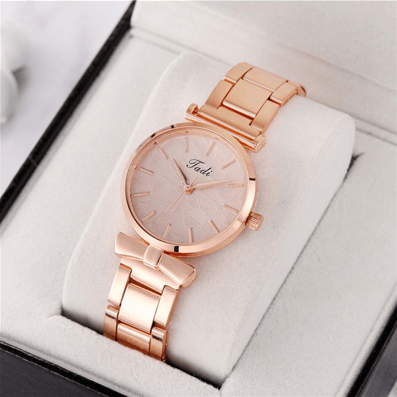 Deffrun Elegancki Design Bez Numeru Wybierania Codzienne Ladies Wrist Zegarek Rose Gold Case Pełny Aluminiowy Zegarek Kwarcowy