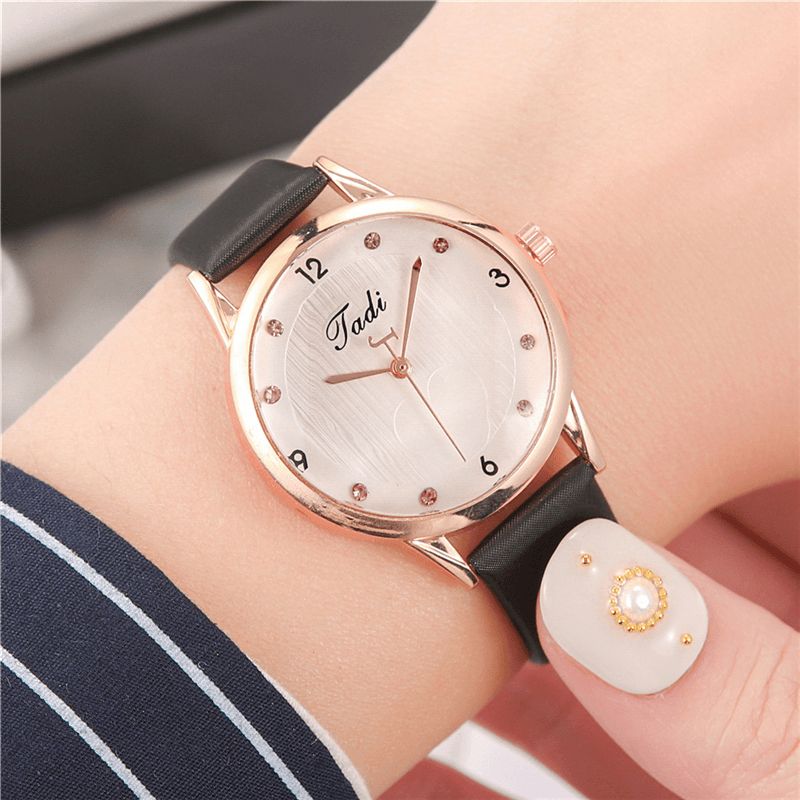 Moda Codzienne Eleganckie Sportowe Damskie Zegarki Skórzany Pasek Dial Rose Gold Wrist Alloy Case Zegarek Kwarcowy