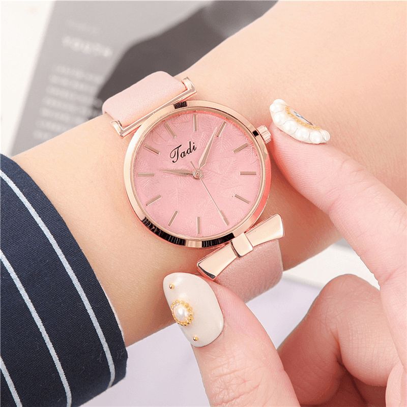 Moda Codzienne Eleganckie Zegarki Damskie Skórzany Pasek Dial Rose Gold Wrist Alloy Case Zegarek Kwarcowy