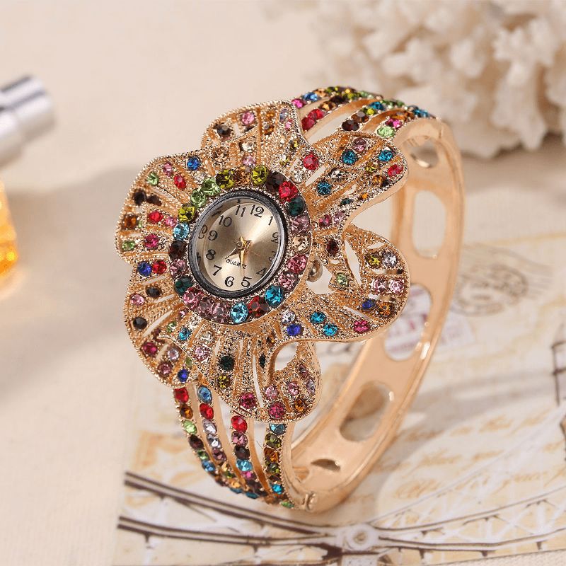 Moda Crystal Flower Shape Dial Hollow Metalowy Pasek Damski Zegarek Kwarcowy